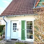 Duene 4 - Ferienunterkunft Mit Eigenem Garten In Der Beliebten Duenenresidenz - Sanftes Meeresrauschen Inklusive