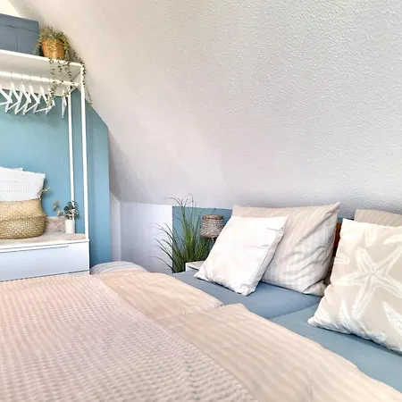 Appartement Duene 4 - Ferienunterkunft Mit Eigenem Garten In Der Beliebten Duenenresidenz - Sanftes Meeresrauschen Inklusive Karlshagen