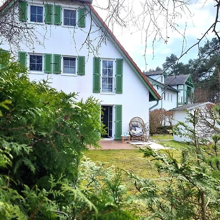 Apartment Duene 4 - Ferienunterkunft Mit Eigenem Garten In Der Beliebten Duenenresidenz - Sanftes Meeresrauschen Inklusive Karlshagen
