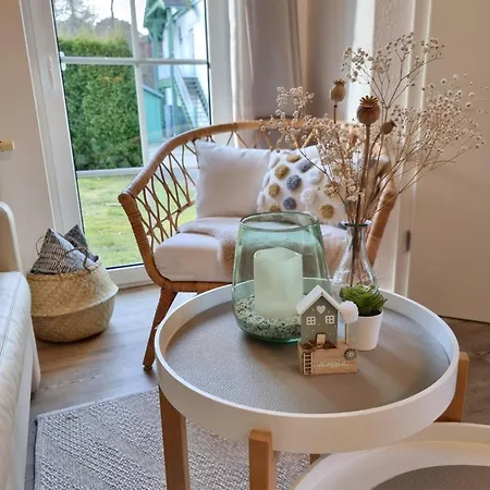 Apartment Duene 4 - Ferienunterkunft Mit Eigenem Garten In Der Beliebten Duenenresidenz - Sanftes Meeresrauschen Inklusive Karlshagen