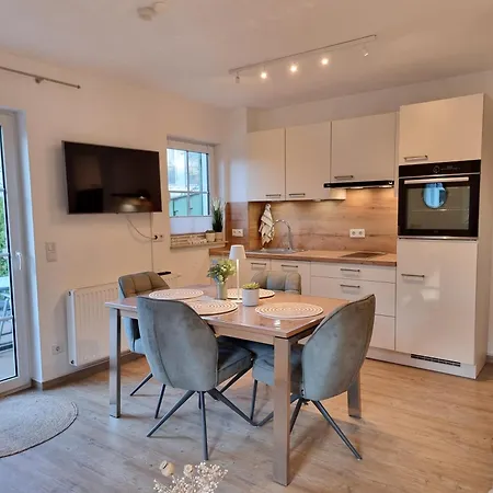 Apartment Duene 4 - Ferienunterkunft Mit Eigenem Garten In Der Beliebten Duenenresidenz - Sanftes Meeresrauschen Inklusive Karlshagen