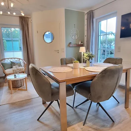 Apartment Duene 4 - Ferienunterkunft Mit Eigenem Garten In Der Beliebten Duenenresidenz - Sanftes Meeresrauschen Inklusive Karlshagen