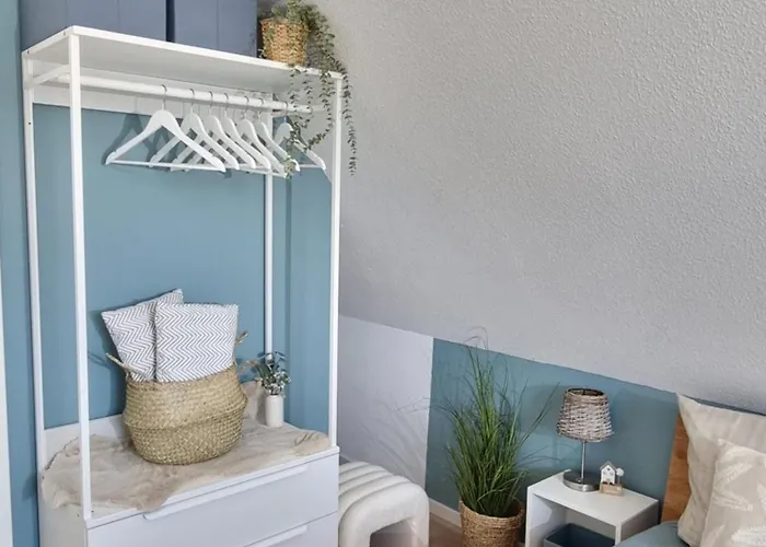 Apartment Düne 4 - Ferienunterkunft Mit Eigenem Garten In Der Beliebten Dünenresidenz - Sanftes Meeresrauschen Inklusive Karlshagen