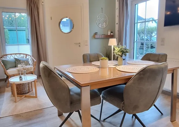 Apartment Düne 4 - Ferienunterkunft Mit Eigenem Garten In Der Beliebten Dünenresidenz - Sanftes Meeresrauschen Inklusive Karlshagen